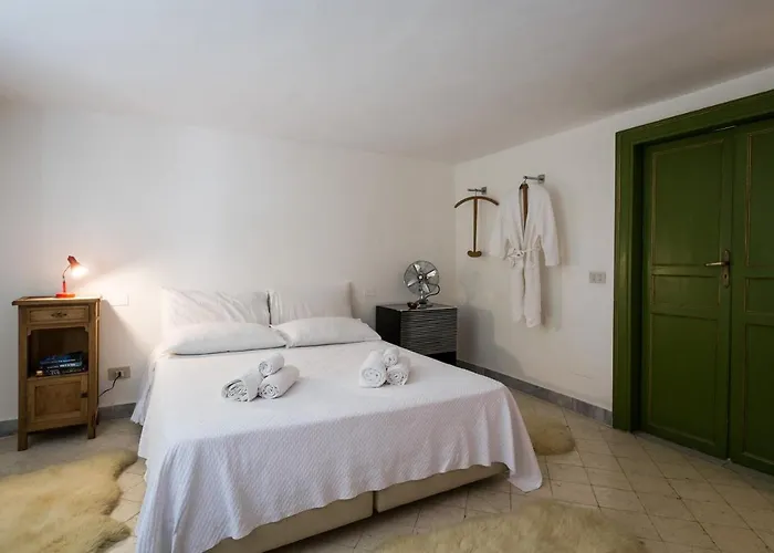 Surplus Charming * Παλέρμο