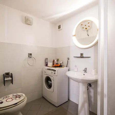 Surplus Charming アパート *